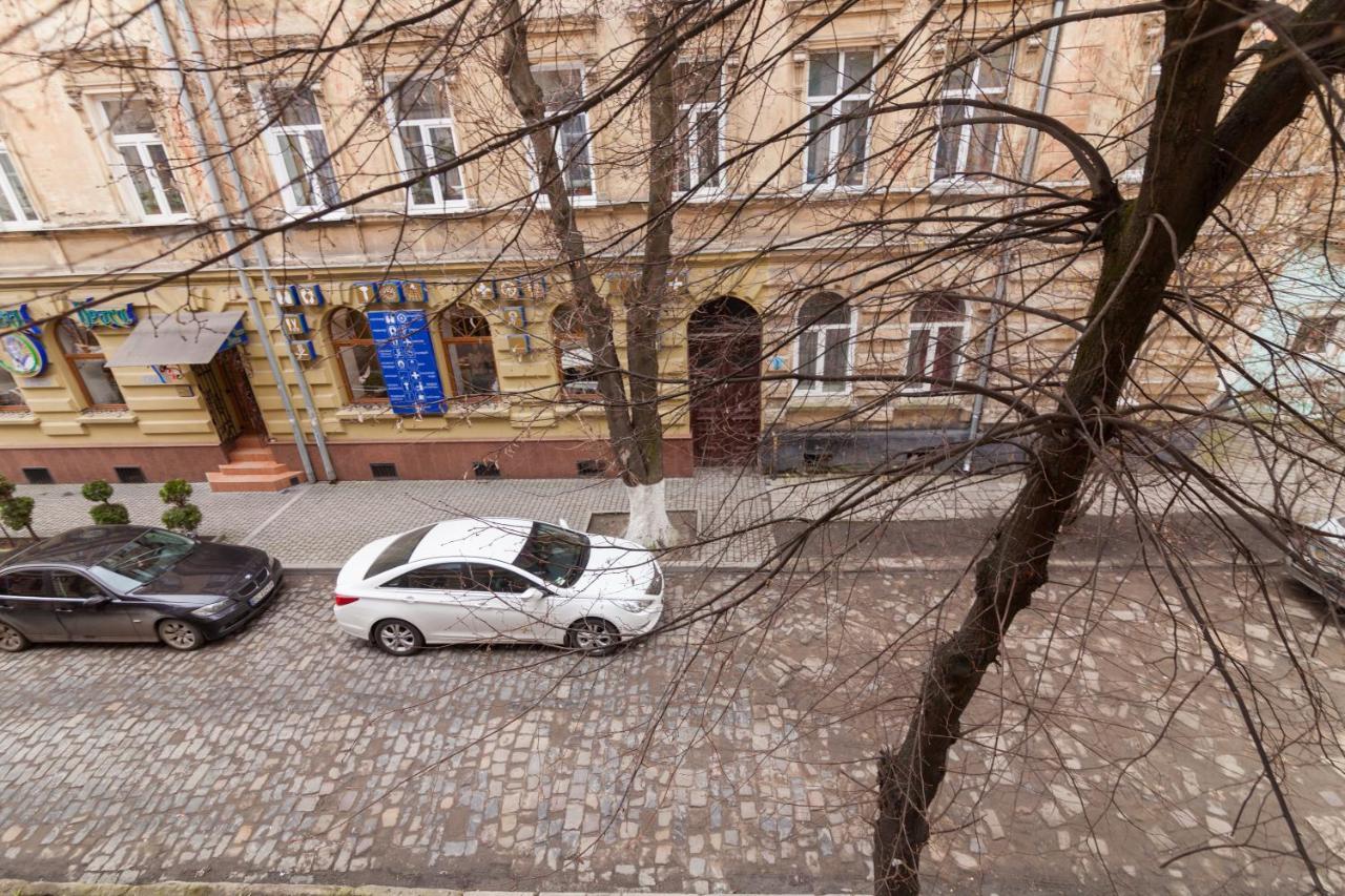 3х комнатная уютная квартира в центре Львова Екстер'єр фото